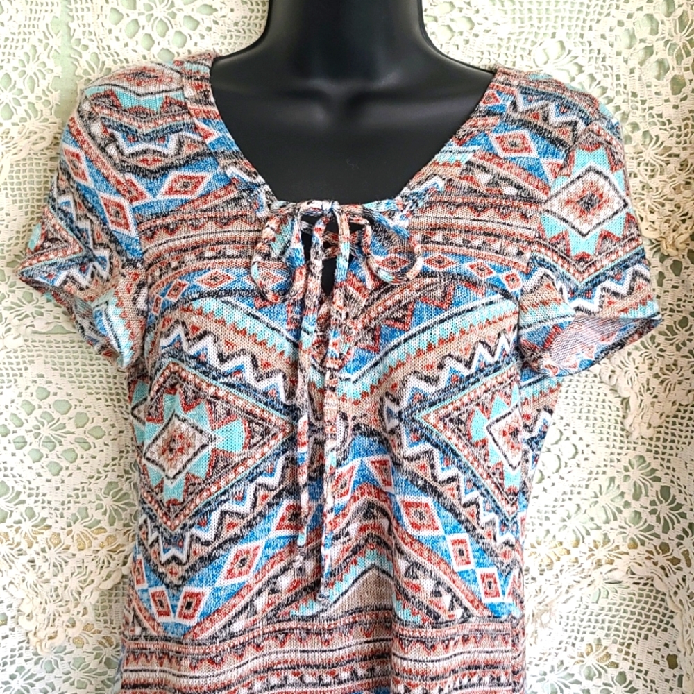 NWOT Kristen Nicole Brand Southwest Print Sweater Shirt sz Small